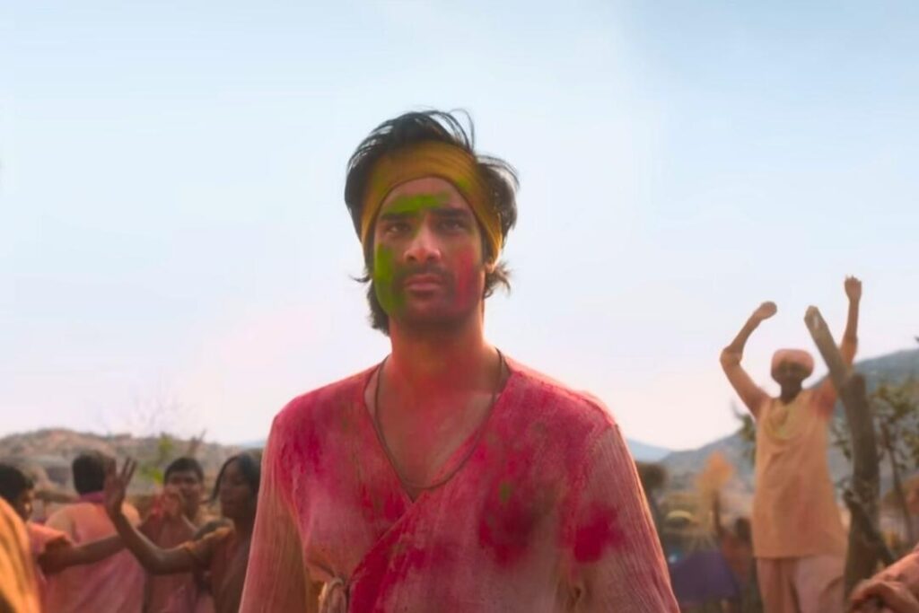 Colors on aaman devgan face.