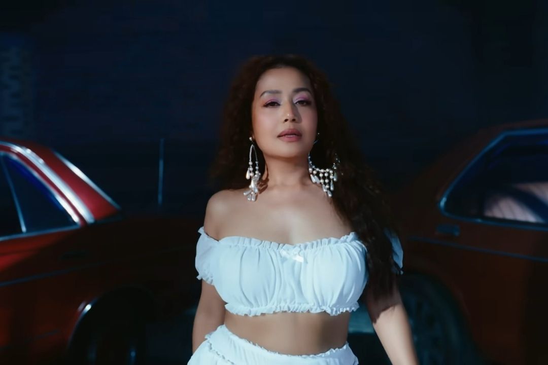 Coca Cola 2 Song Poster Tony Kakkar Neha Kakkar Review
