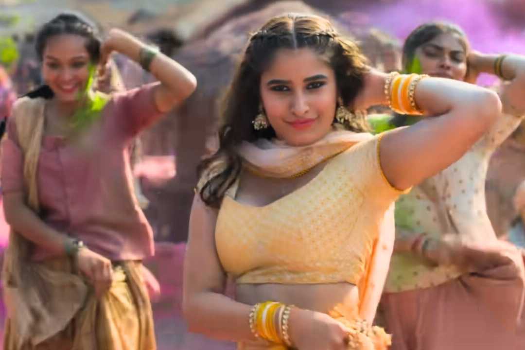 Rasha Thadani is dancing in Birangay Song